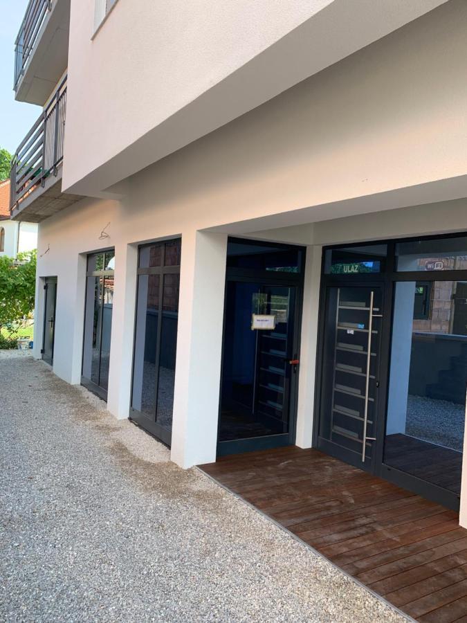 Apartmani Imamovic Dubrave Gornje Esterno foto
