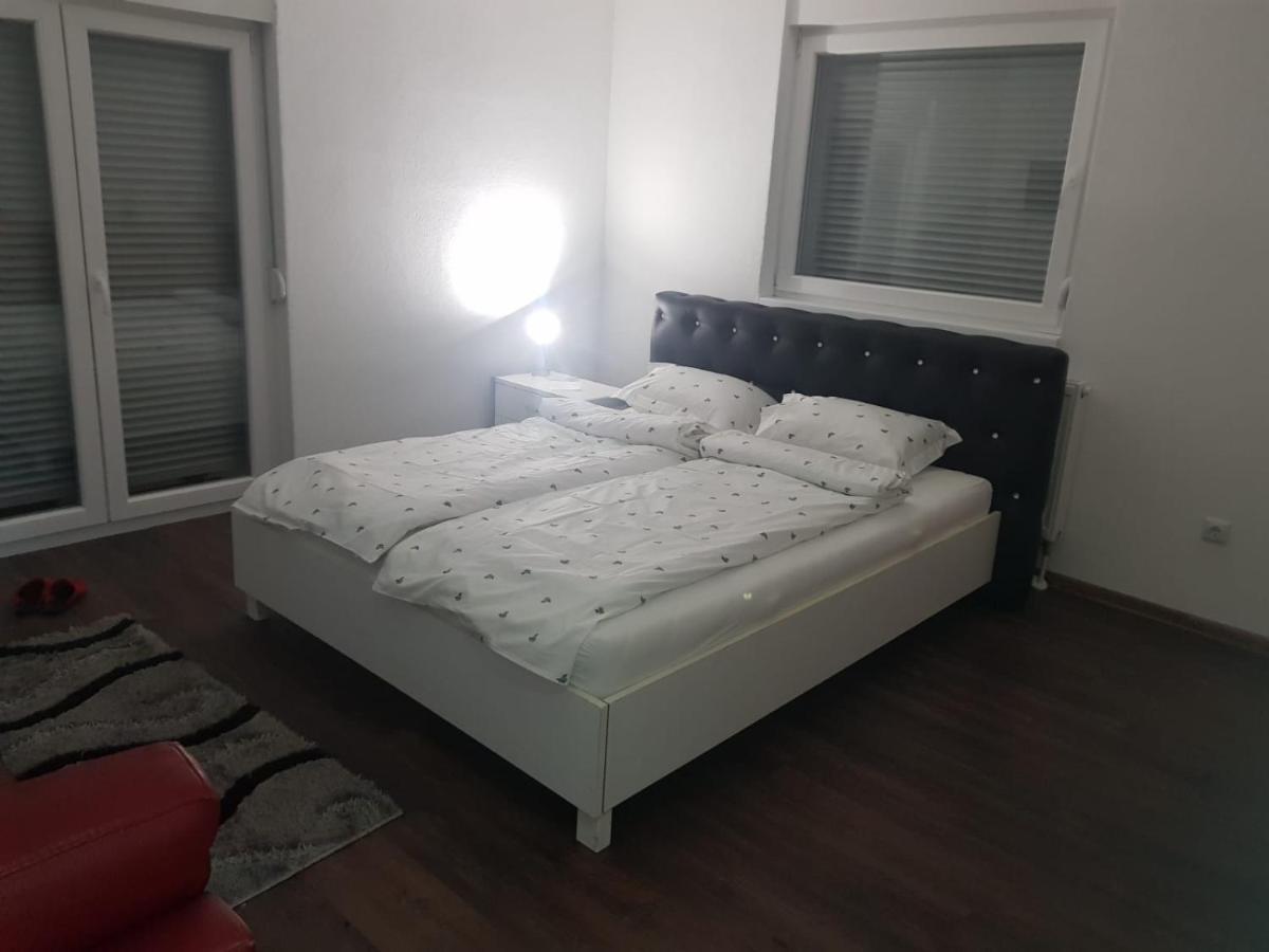 Apartmani Imamovic Dubrave Gornje Esterno foto